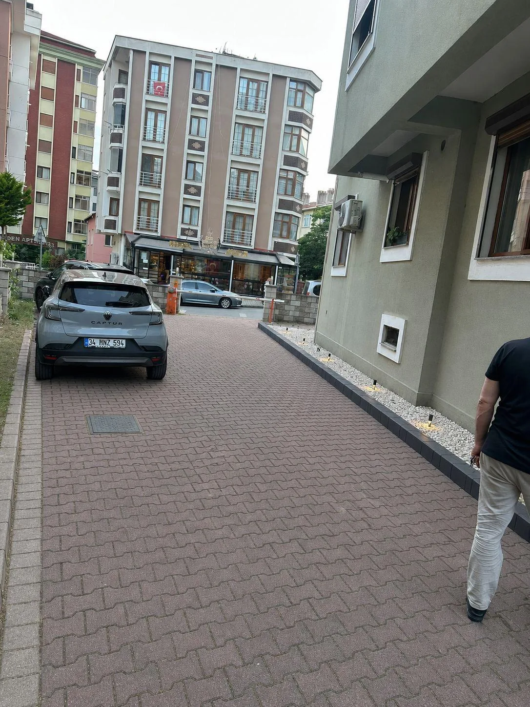 Ada Tepe Apartmanı – Koridor ve Peyzaj Düzenlemesi - Konut